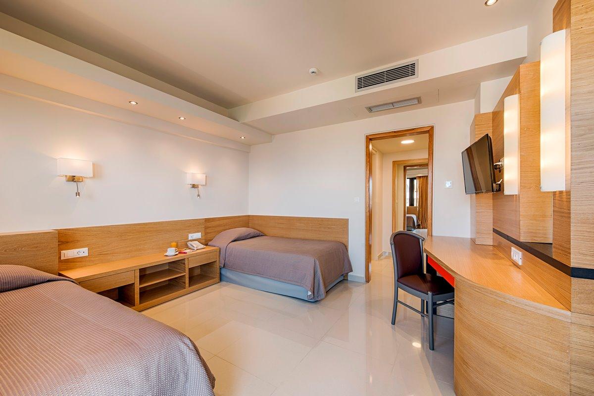 Esperos Mare Resort & Spa فاليراكي المظهر الخارجي الصورة