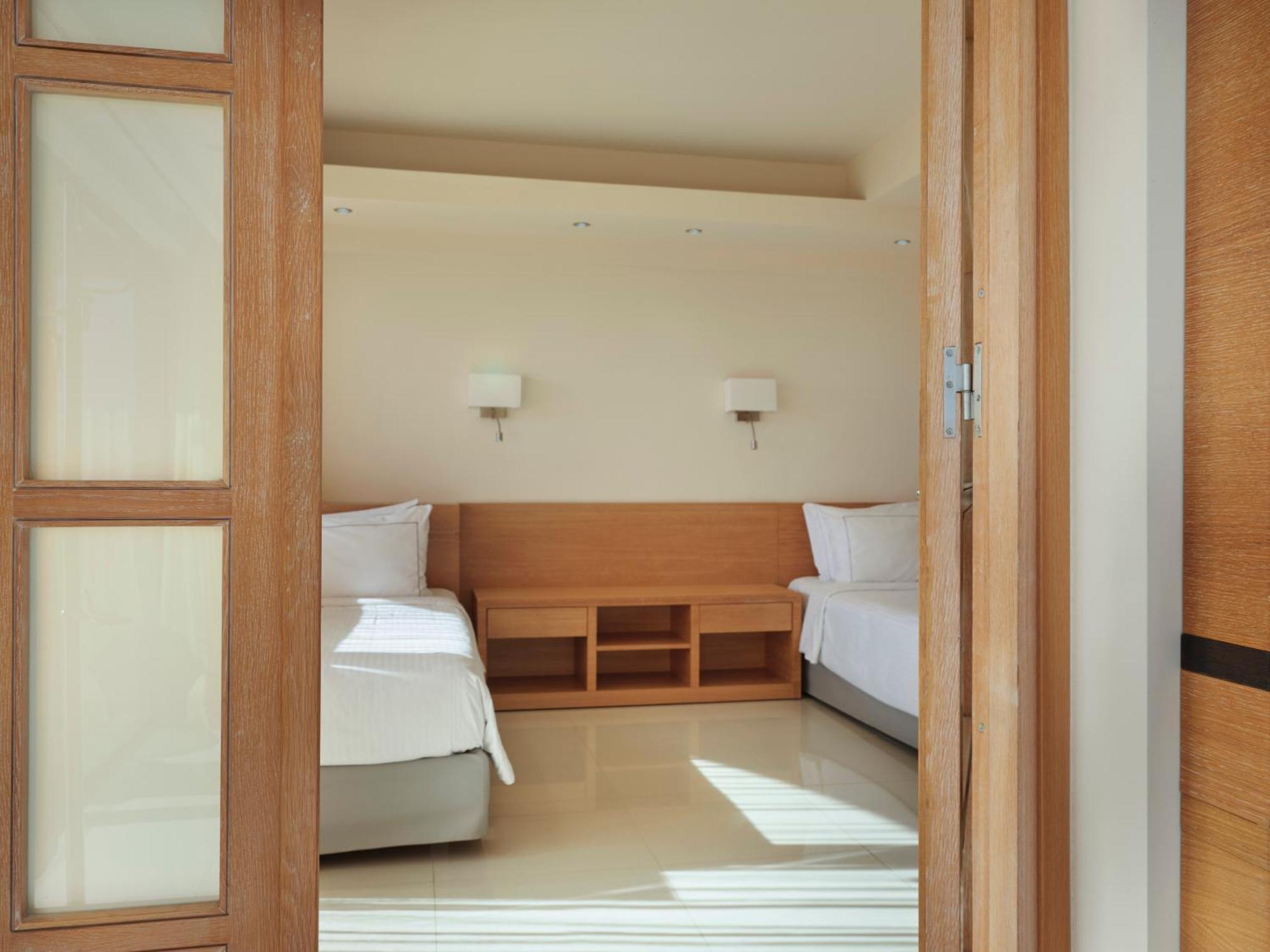 Esperos Mare Resort & Spa فاليراكي الغرفة الصورة